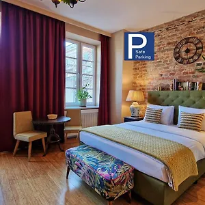 https://sleepwell-apartments.warsawhotelspoland.com